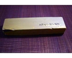 Природний камінь Kizuyama Tomae 743g 