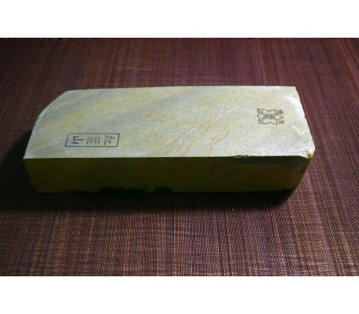 Японський Природний водний камінь Momijiyama Tomae 1842g from Kyoto