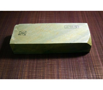 Японський Природний водний камінь Momijiyama Tomae 1842g from Kyoto