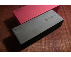 Природний камінь Tsushima Black 2217g