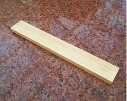 Тримач магнітний для ножів Krauff