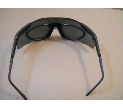 Вкладиш P-2B ™ під лінзи для окулярів ESS